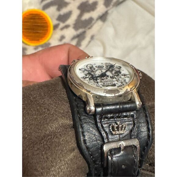 Vintage y2k OG Juicy Couture fairytale lesther double band crown charm watch iOB main image 11